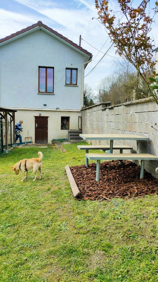 Apartamento Apartment, By The Canal L Est,river Coney Vosges France